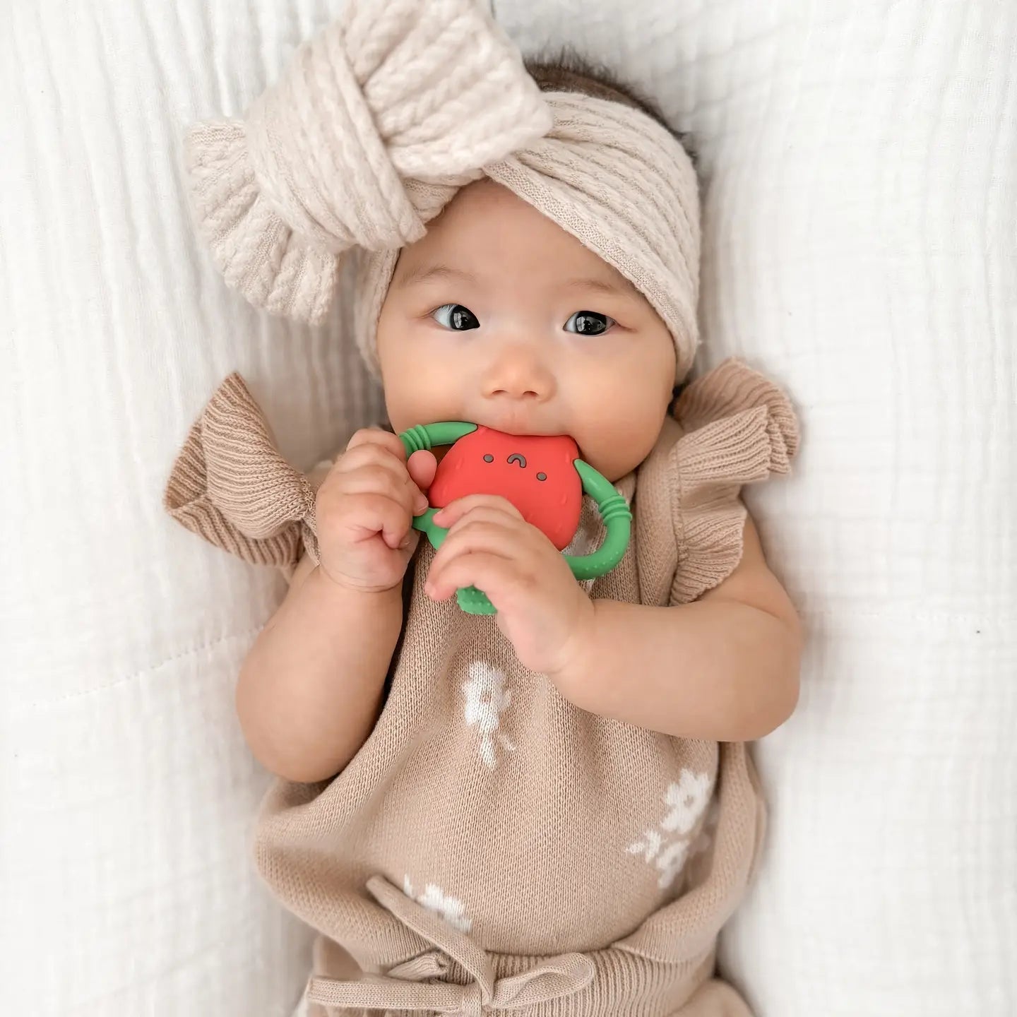 Itzy Ritzy - Strawberry Teether