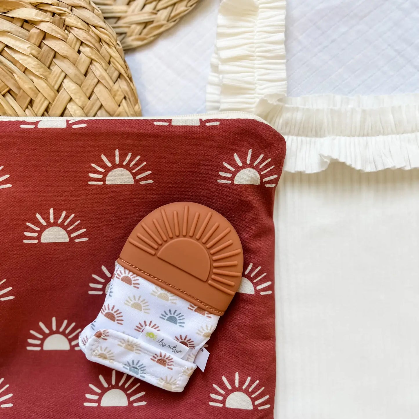 Itzy Ritzy - Silicone Teething Mitt (Sun)