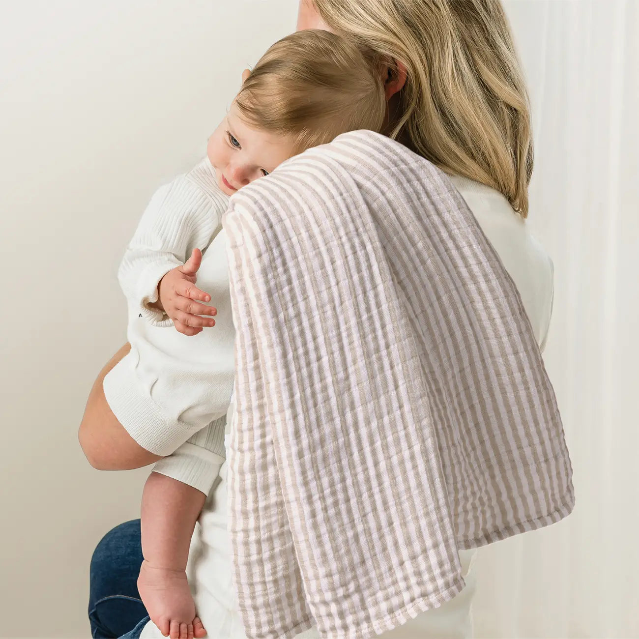 Itzy Ritzy- Breastfeeding Boss - Multipurpose Cover (Chai Stripes)