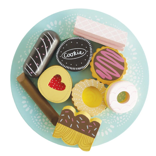 Le Toy Van - Wooden Biscuit and Cookie Set