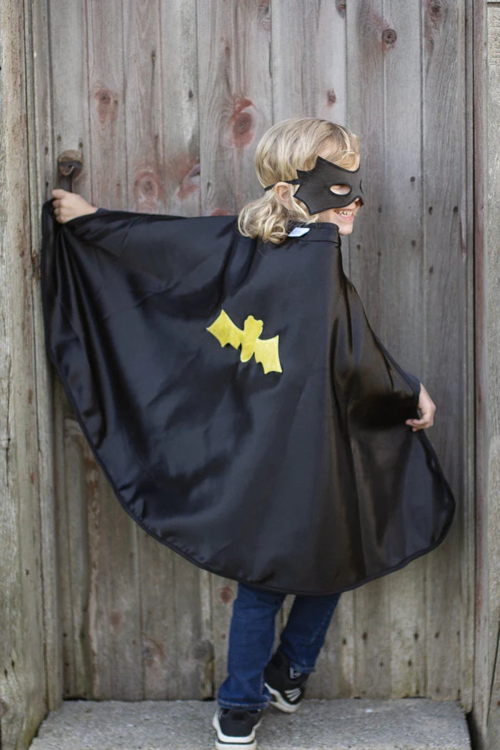 Great Pretenders - Reversible Spider Bat Cape and Mask