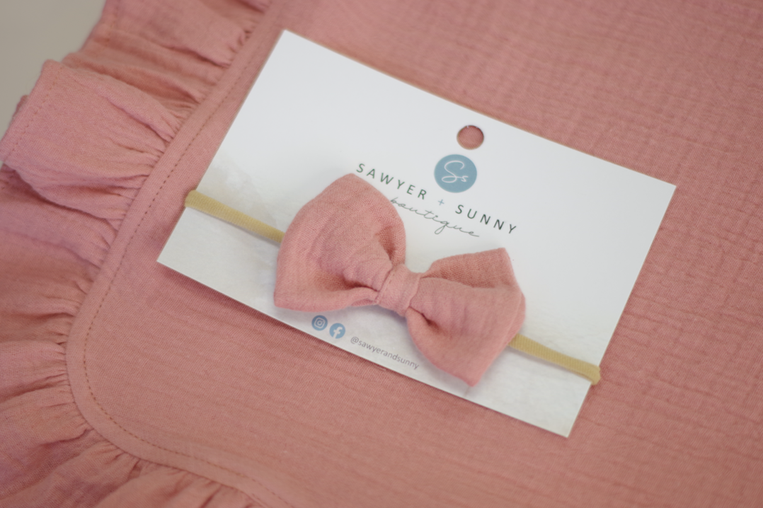 Sawyer + Sunny - Organic Cotton Ruffle Baby Blanket (Vintage Pink)