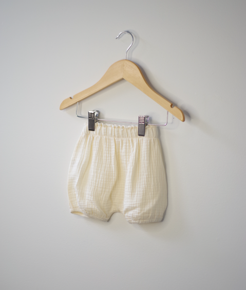 Sawyer + Sunny - Organic Cotton Muslin Bloomers (Cream)